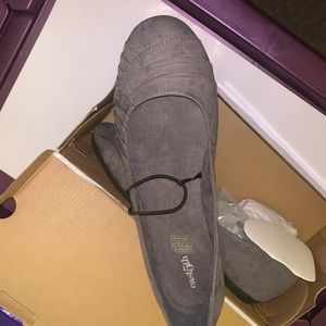 Women’s flats